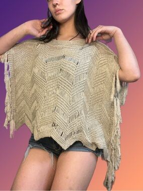 le chateau Beige Crochet Fringe Poncho Top